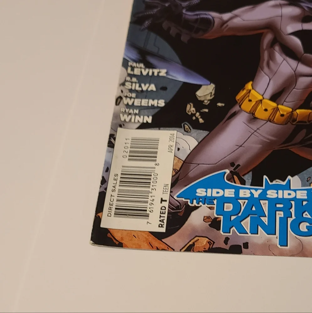 DC Comics Huntress World's Finest Girl Power Comic Book